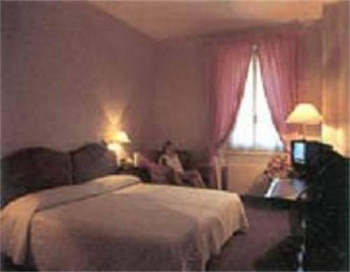 Hotel Poledrini Foligno Eksteriør bilde