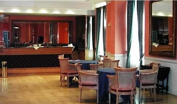 Hotel Poledrini Foligno Restaurant bilde